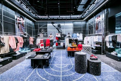 Nike launches a virtual pop-up store in London - GRA
